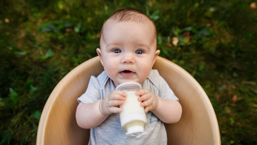 Mastering Formula Feeding: Essential Tips for Optimal Nutrition and Convenience